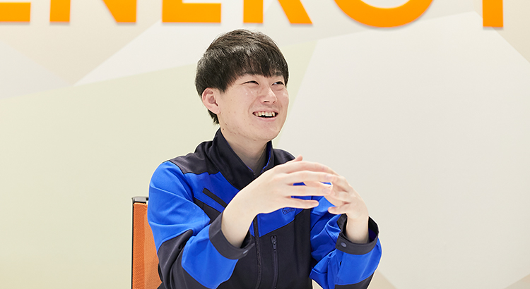 #Q1　テスグループを志望した理由は？　学んできたことを生かして若手から活躍できる職場